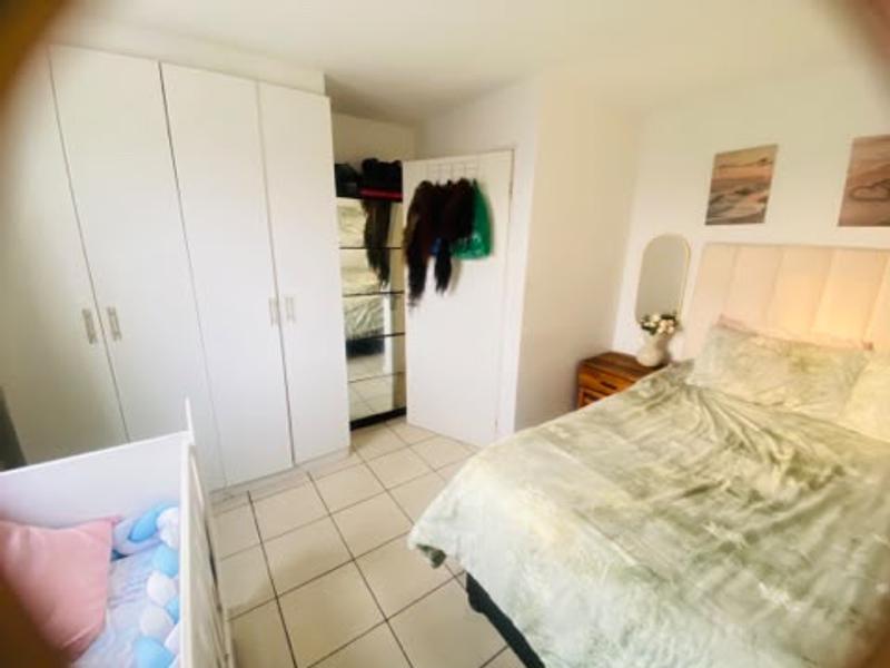 2 Bedroom Property for Sale in Kensington Western Cape
